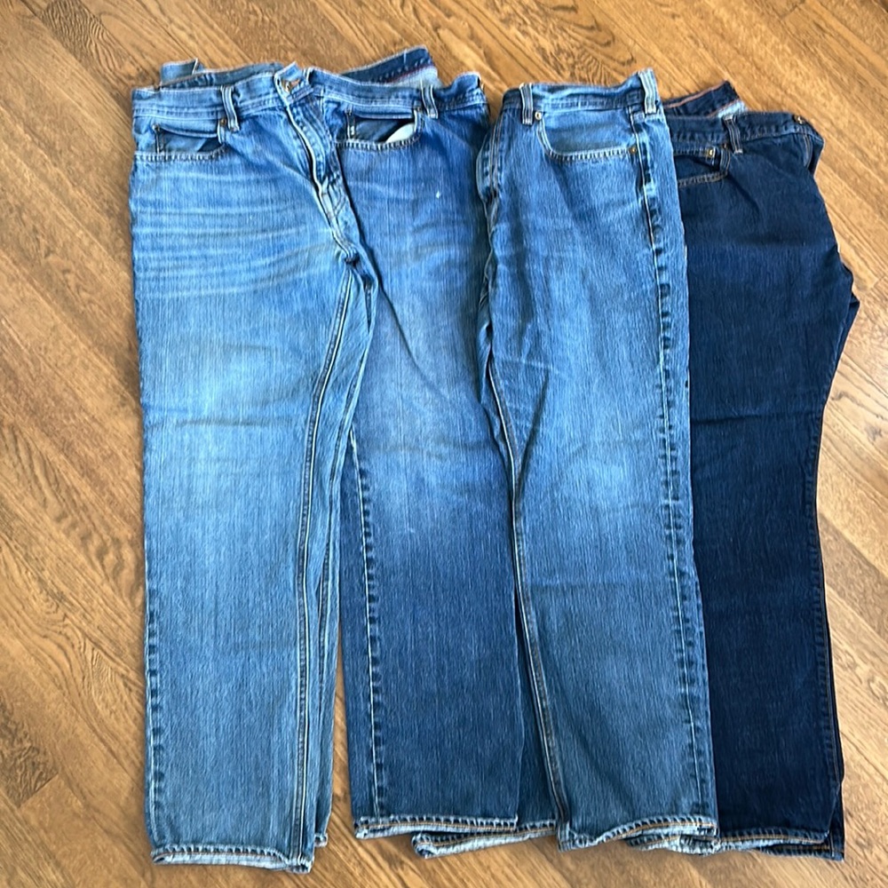 4 pairs of nice jeans all J crew 34x30. Clean and nice condition.